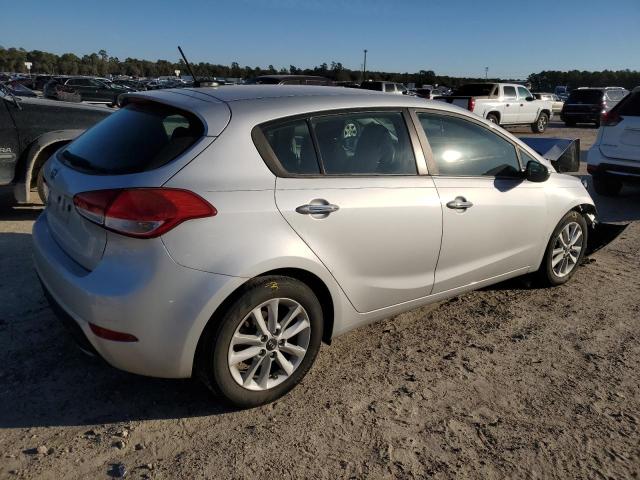 KNAFK5A83H5673544 - 2017 KIA FORTE LX SILVER photo 3