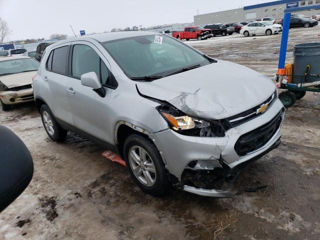 KL7CJNSM2NB545603 - 2022 CHEVROLET TRAX LS SILVER photo 4