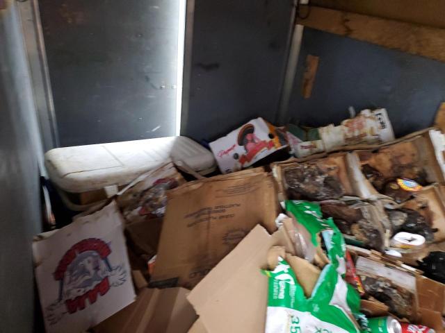 1WC200E14V4029637 - 1997 WELLS CARGO ENCLSDTRLR თეთრი ფოტო 6