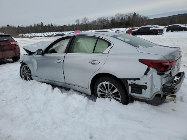 JN1EV7AR7JM441103 - 2018 INFINITI Q50 LUXE SILVER photo 2