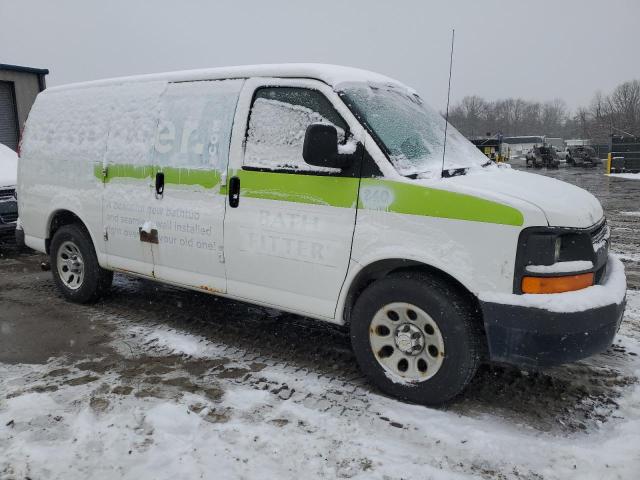 1GCSGAFXXB1115183 - 2011 CHEVROLET EXPRESS G1 WHITE photo 4