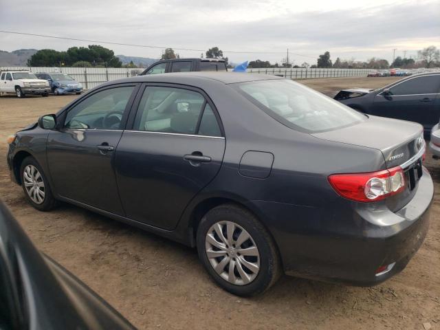 2T1BU4EE2DC087159 - 2013 TOYOTA COROLLA BASE GRAY photo 2