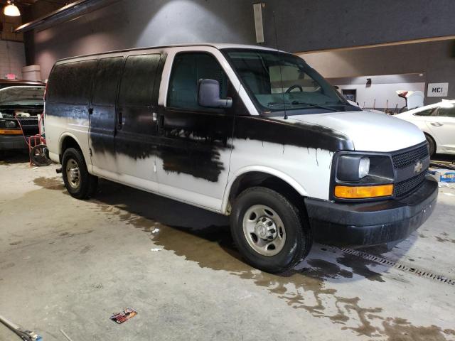 1GCWGFCA8E1204494 - 2014 CHEVROLET EXPRESS G2 WHITE photo 4