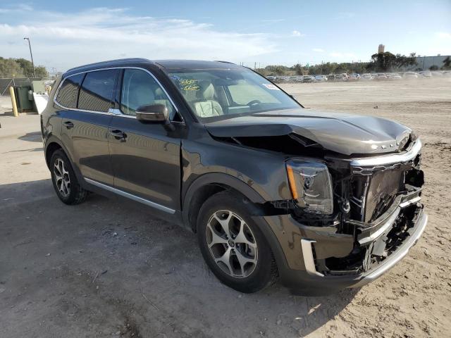 5XYP34HC0LG013518 - 2020 KIA TELLURIDE EX GREEN photo 4