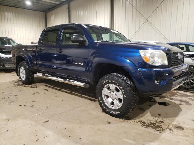 5TEMU52N97Z453538 - 2007 TOYOTA TACOMA DOUBLE CAB LONG BED BLUE photo 4