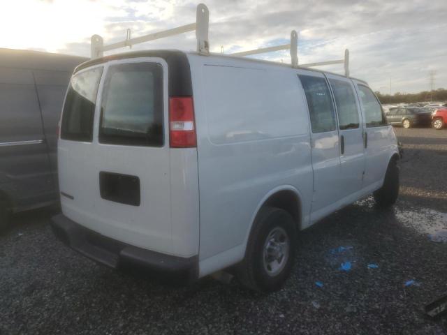 1GCWGAFP3M1238540 - 2021 CHEVROLET EXPRESS G2 WHITE photo 3