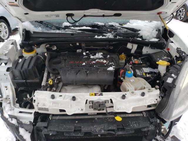 ZFBERFAB3H6E59794 - 2017 RAM PROMASTER 白色 照片 12