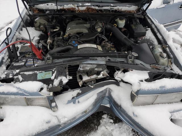 1LNLM81F2LY665423 - 1990 LINCOLN TOWN CAR BLUE photo 11