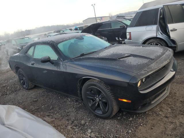 2C3CDZAG5JH183530 - 2018 DODGE CHALLENGER SXT BLACK photo 4