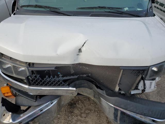 1GAZGPFP6J1183540 - 2018 CHEVROLET EXPRESS G3 LT WHITE photo 12
