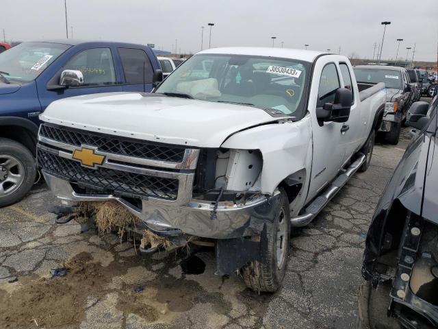 1GC2CVCG2DZ175857 - 2013 CHEVROLET 2500 HD C2500 HEAVY DUTY WHITE photo 1