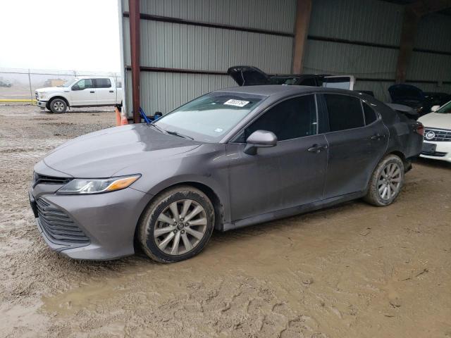 4T1B11HK1JU078939 - 2018 TOYOTA CAMRY L GRAY photo 1