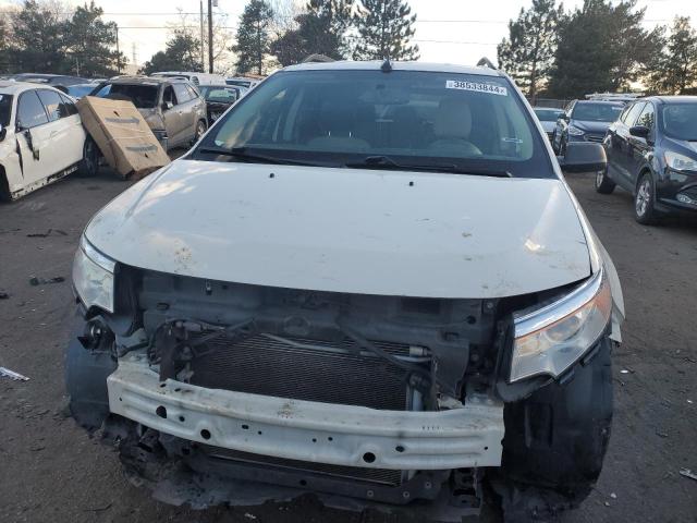 2FMDK3GC7DBB25462 - 2013 FORD EDGE SE WHITE photo 5