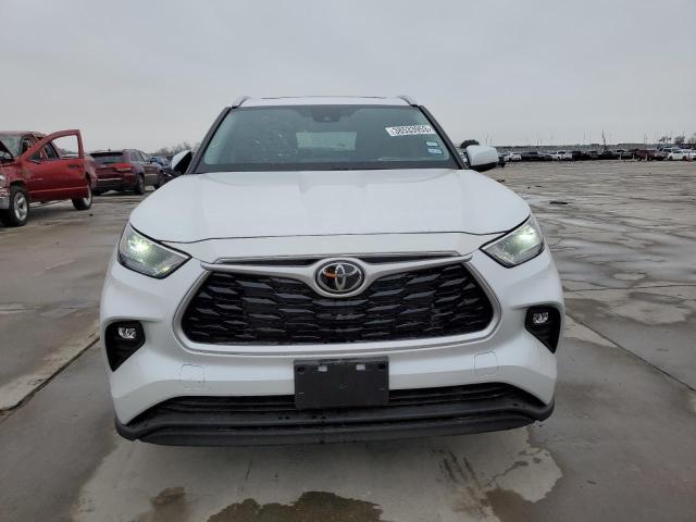 5TDGZRAH9NS121711 - 2022 TOYOTA HIGHLANDER XLE WHITE photo 5