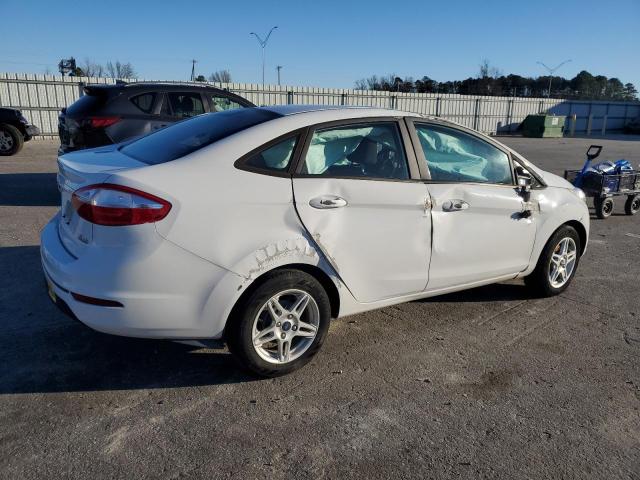 3FADP4BJ8KM119219 - 2019 FORD FIESTA SE WHITE photo 3