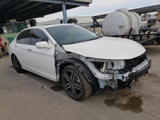 1HGCR3F96GA030667 - 2016 HONDA ACCORD TOURING WHITE photo 4