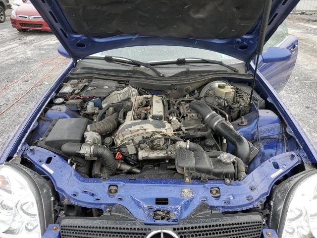 WDBKK47F8YF157528 - 2000 MERCEDES-BENZ SLK 230 KOMPRESSOR BLUE photo 11