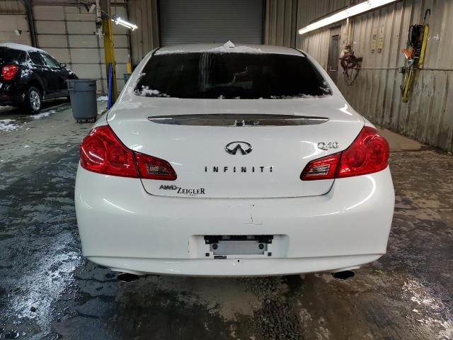 JN1CV6AR9FM524816 - 2015 INFINITI Q40 WHITE photo 6