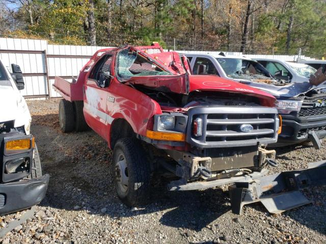 1FDWF33S51ED15237 - 2001 FORD F350 SUPER DUTY RED photo 4