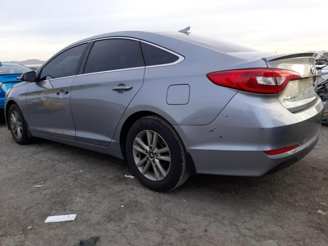 5NPE24AF2GH302607 - 2016 HYUNDAI SONATA SE GRAY photo 2