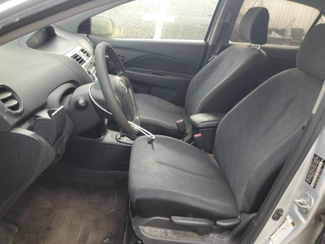 JTDBT923271151714 - 2007 TOYOTA YARIS SILVER photo 7