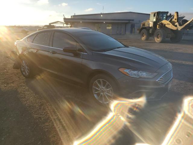 3FA6P0H77HR408326 - 2017 FORD FUSION SE GRAY photo 4