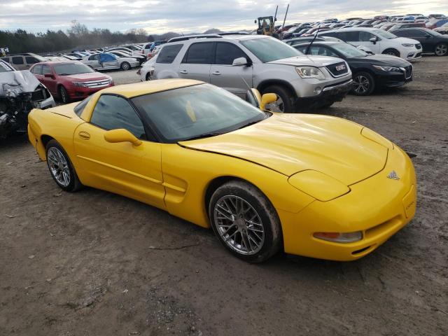 1G1YY22G135104627 - 2003 CHEVROLET CORVETTE YELLOW photo 4