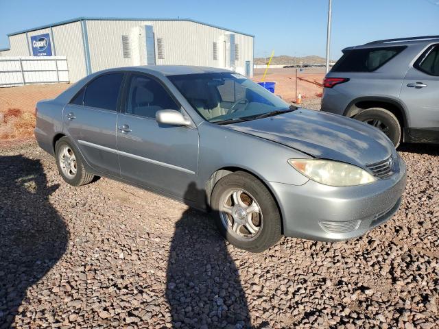 4T1BE30K55U639595 - 2005 TOYOTA CAMRY LE GRAY photo 4