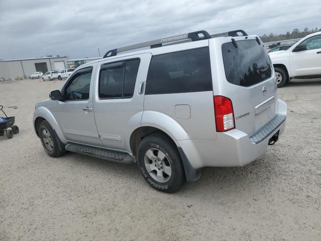 5N1AR18U15C720576 - 2005 NISSAN PATHFINDER LE ვერცხლისფერი ფოტო 2