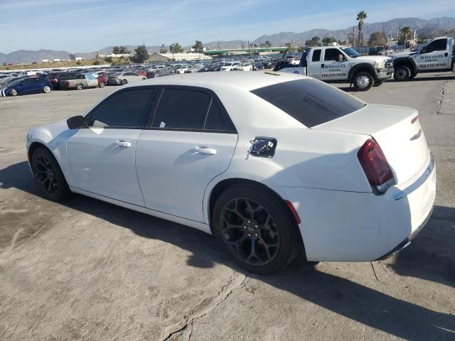 2C3CCABG3KH537968 - 2019 CHRYSLER 300 S WHITE photo 2