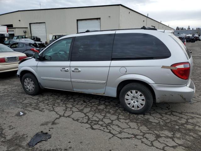 2C4GP44R65R284337 - 2005 CHRYSLER TOWN & COU LX SILVER photo 2