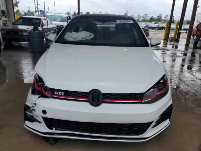 3VW547AU3JM296132 - 2018 VOLKSWAGEN GTI S WHITE photo 5