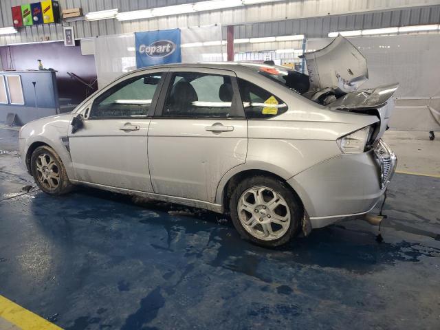 1FAHP36N39W237228 - 2009 FORD FOCUS SES SILVER photo 2