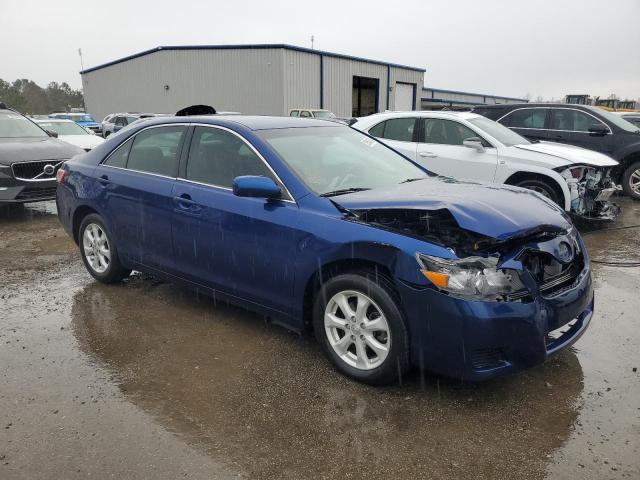 4T1BF3EK3BU646739 - 2011 TOYOTA CAMRY BASE BLUE photo 4