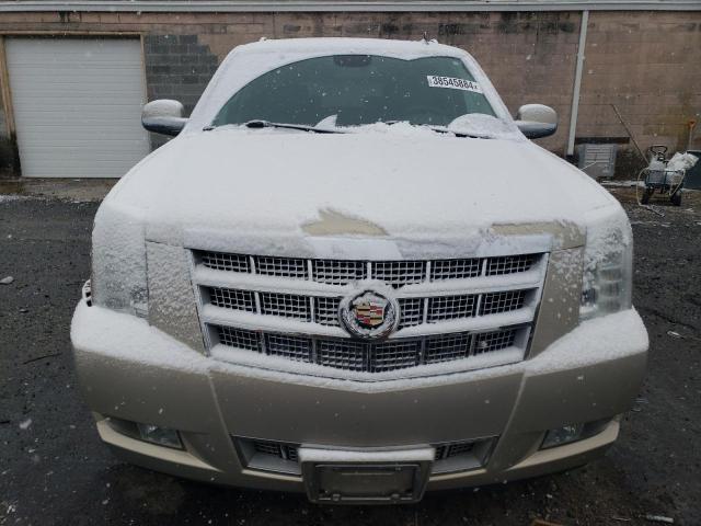 1GYS4KEF0BR231110 - 2011 CADILLAC ESCALADE ESV PLATINUM ბეჟი ფოტო 5