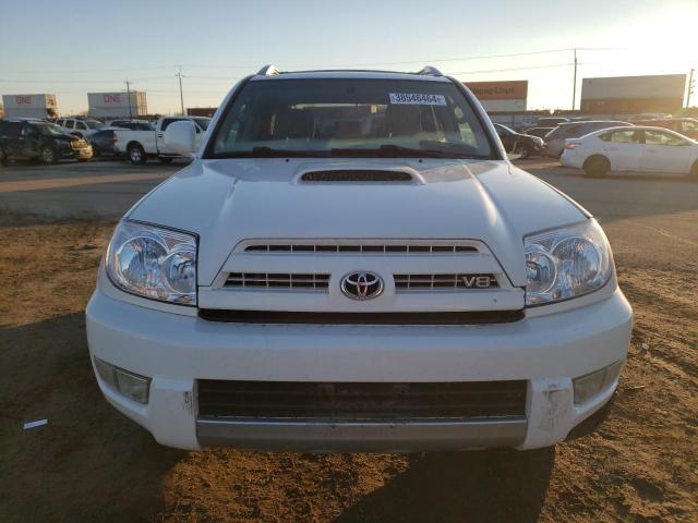 JTEBT14R748016326 - 2004 TOYOTA 4RUNNER SR5 WHITE photo 5