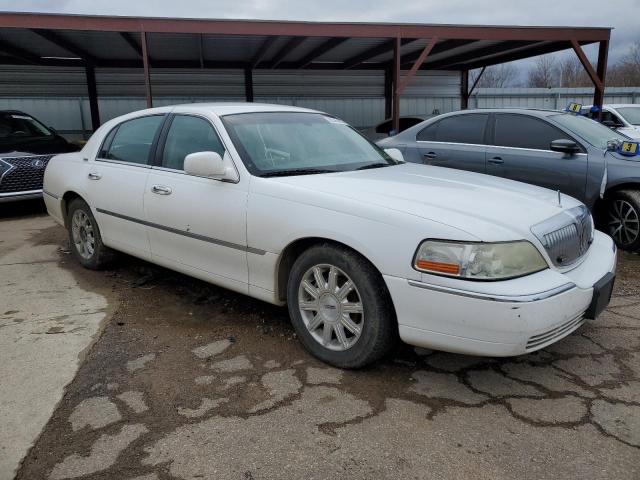 1LNHM82W07Y601052 - 2007 LINCOLN TOWN CAR SIGNATURE LIMITED WHITE photo 4