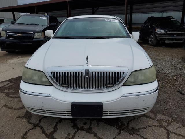 1LNHM82W07Y601052 - 2007 LINCOLN TOWN CAR SIGNATURE LIMITED WHITE photo 5