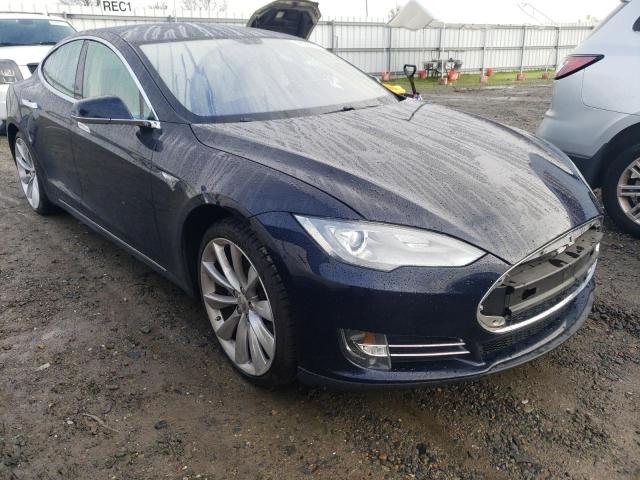 5YJSA1CP7DFP07222 - 2013 TESLA MODEL S BLUE photo 4