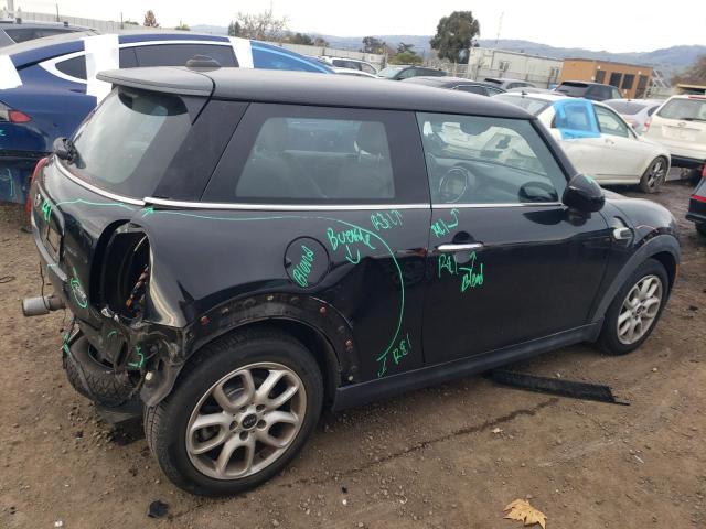 WMWXP5C52GT739844 - 2016 MINI COOPER BLACK photo 3