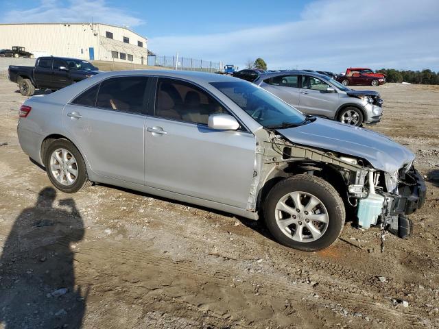 4T1BF3EKXBU765727 - 2011 TOYOTA CAMRY BASE SILVER photo 4