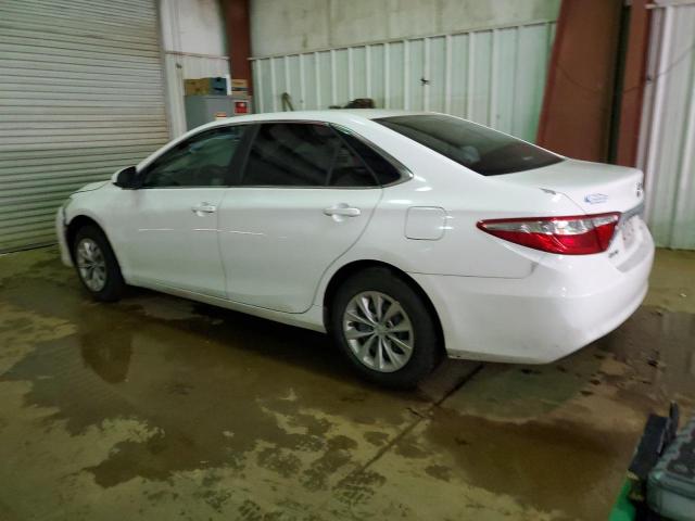 4T4BF1FK8GR554803 - 2016 TOYOTA CAMRY LE WHITE photo 2