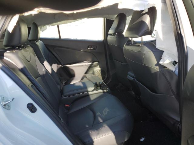 JTDKARFP6J3077549 - 2018 TOYOTA PRIUS PRIM 白色 照片 10