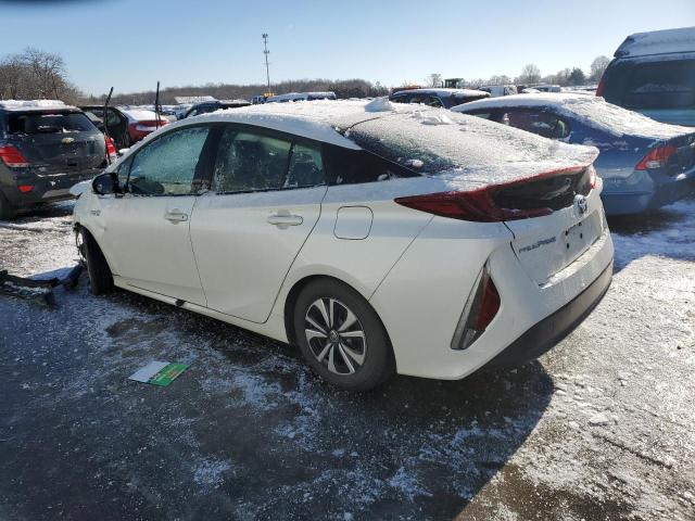 JTDKARFP6J3077549 - 2018 TOYOTA PRIUS PRIM WHITE photo 2