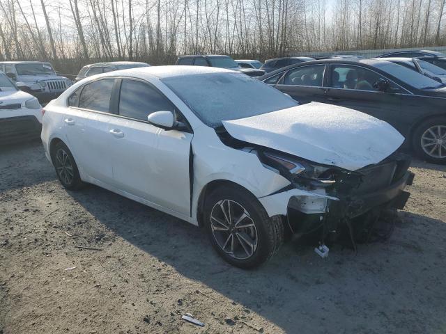 3KPF24ADXNE453957 - 2022 KIA FORTE FE WHITE photo 4