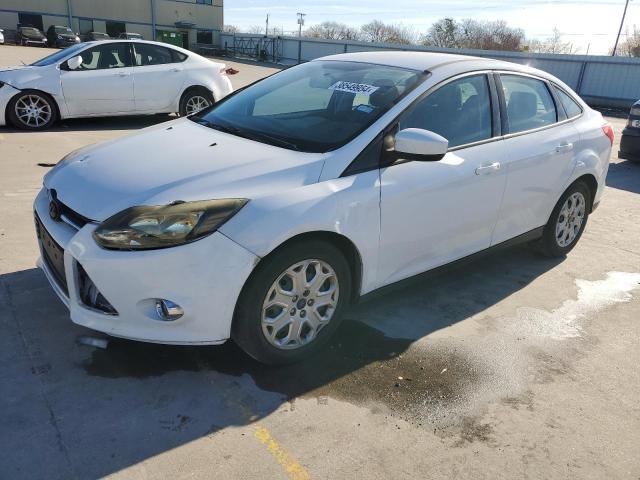 1FAHP3F27CL395845 - 2012 FORD FOCUS SE WHITE photo 1