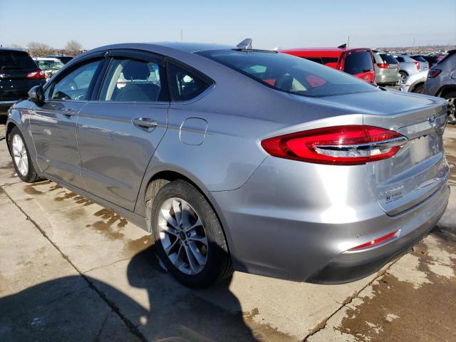 3FA6P0HD5LR252057 - 2020 FORD FUSION SE SILVER photo 2