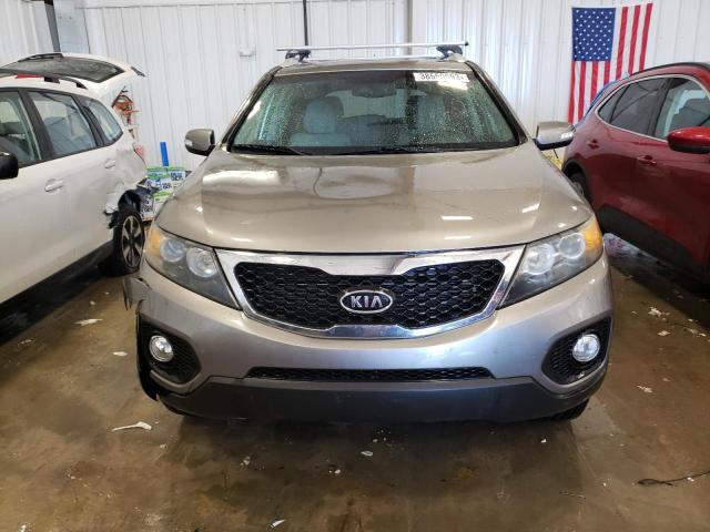 5XYKT3A11BG120279 - 2011 KIA SORENTO BASE GRAY photo 5