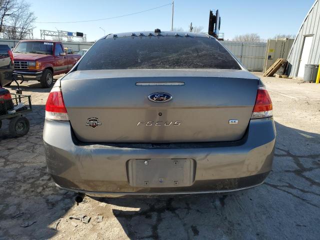 1FAHP35N19W117493 - 2009 FORD FOCUS SE GRAY photo 6