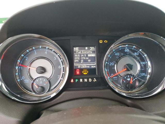 2C4RC1BGXGR187908 - 2016 CHRYSLER TOWN & COU TOURING WHITE photo 9